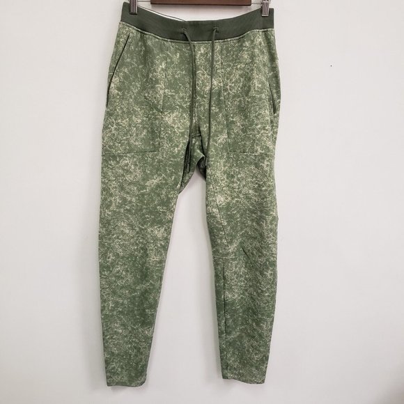 lululemon athletica Other - Lululemon Mens ABC Joggers Size M Warpstreme Pants Green Print Tapered Pockets